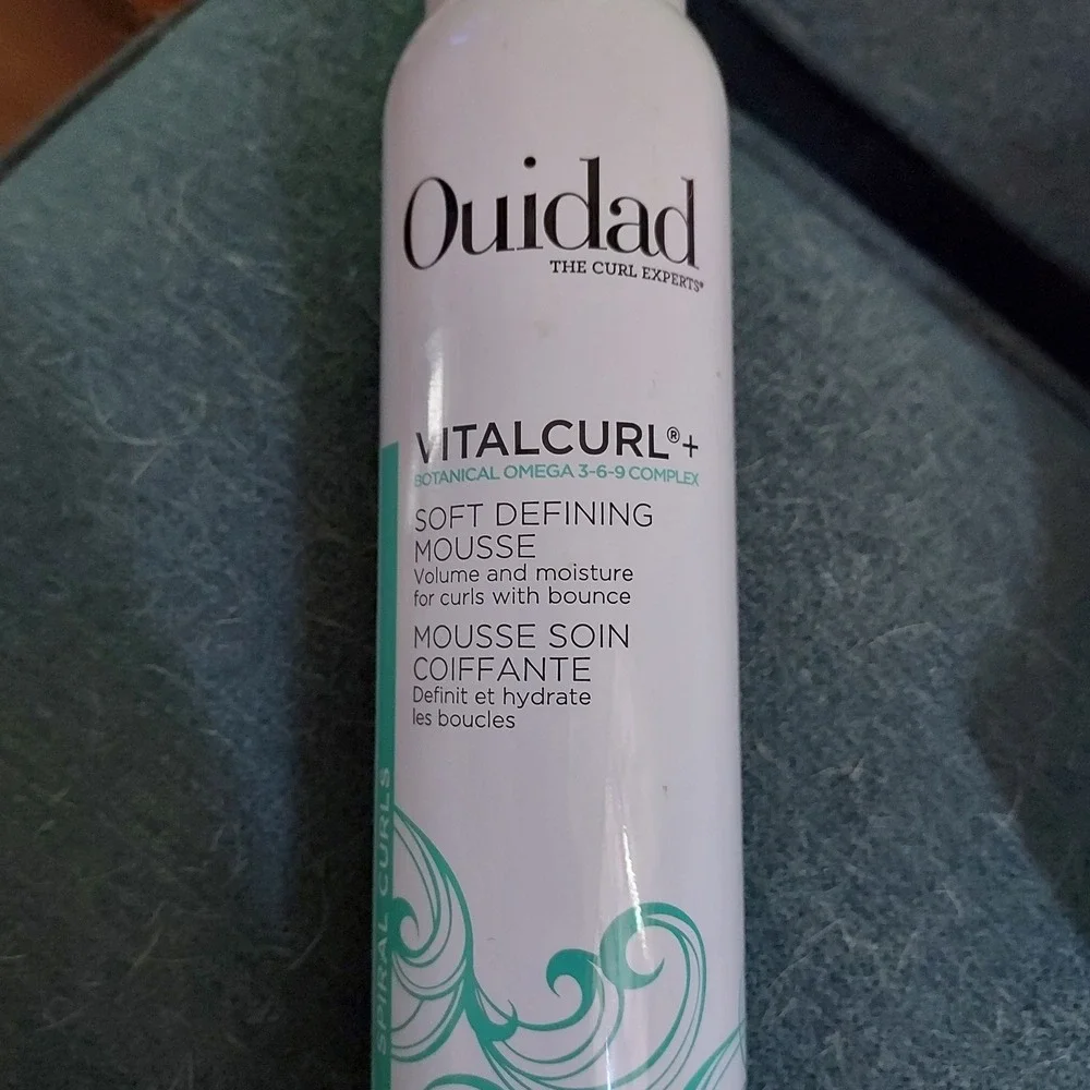 Ouidad VitalCurl+ Hair Styling Duo Set White Spiral Curls Mousse & Gel-Cream
